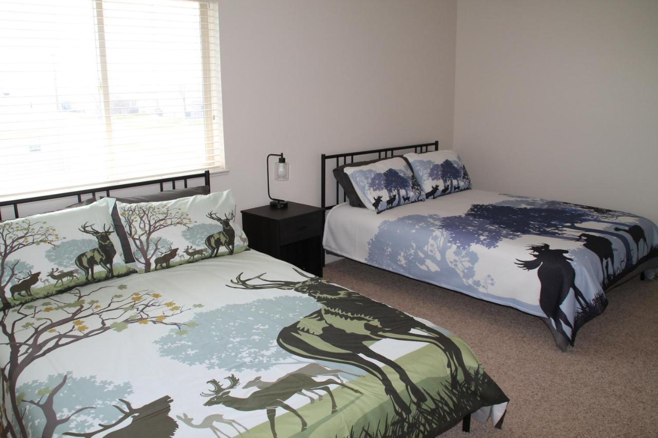 3 Queen Beds, 1 Twin Bed, 2 Rooms, 1 And A Half Bath, Self Check-In, Flexcation Equipped Idaho Falls Eksteriør billede