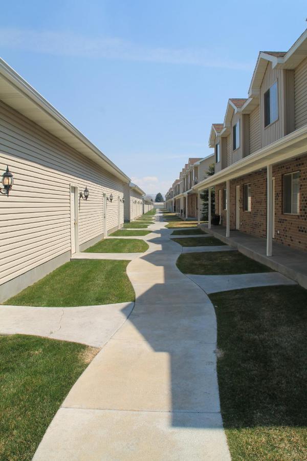 3 Queen Beds, 1 Twin Bed, 2 Rooms, 1 And A Half Bath, Self Check-In, Flexcation Equipped Idaho Falls Eksteriør billede
