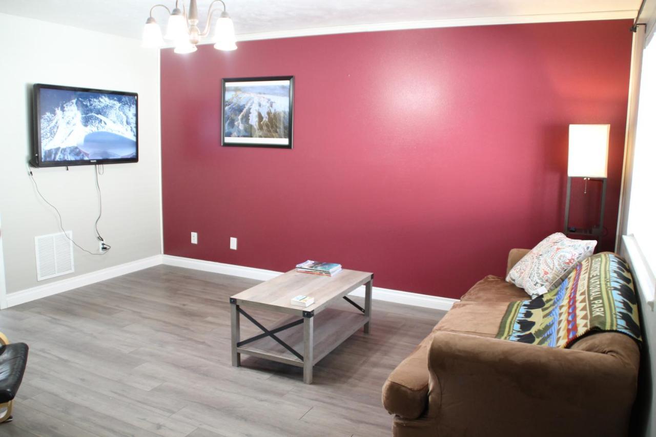 3 Queen Beds, 1 Twin Bed, 2 Rooms, 1 And A Half Bath, Self Check-In, Flexcation Equipped Idaho Falls Eksteriør billede